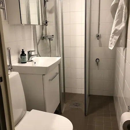 Parvekkeellinen Yksioe Huippusijainnilla *